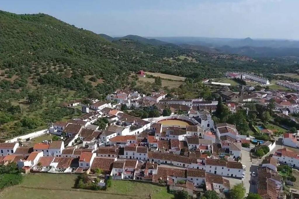 伊格拉德拉谢拉Mi Casita - Higuera De La Sierra公寓 外观 照片